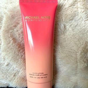 Michael Kors Wonderlust Body Lotion 3.4 FL OZ